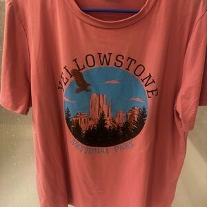 Yellowstone National Park women T-Shirt - mauve color